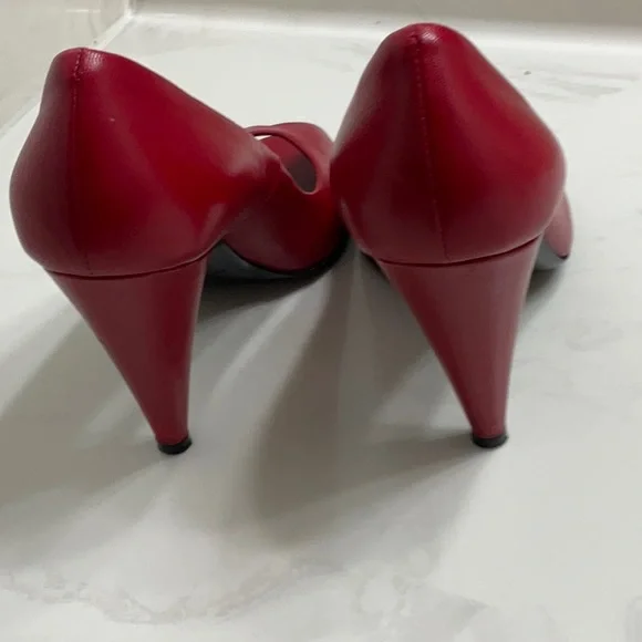 EUC Marc Jacobs Red leather peep toe pumps Italy - Picture 4 of 11